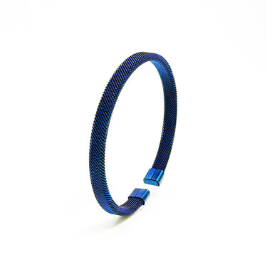 Mesh patterned Cuff in  Navy blue finish