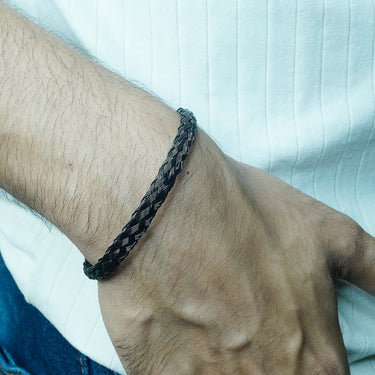 Wired patterned Cuff in Black finish