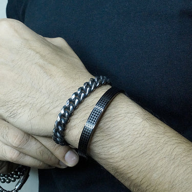 Diamond patternd Kada bangle Bracelet in Black