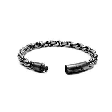 Men's interlinked Rolo chain bracelet in oxidzed finish