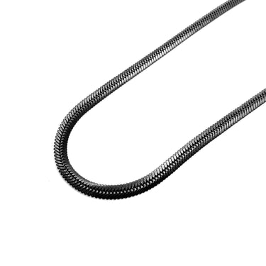 Minimal Snake Chain in Black